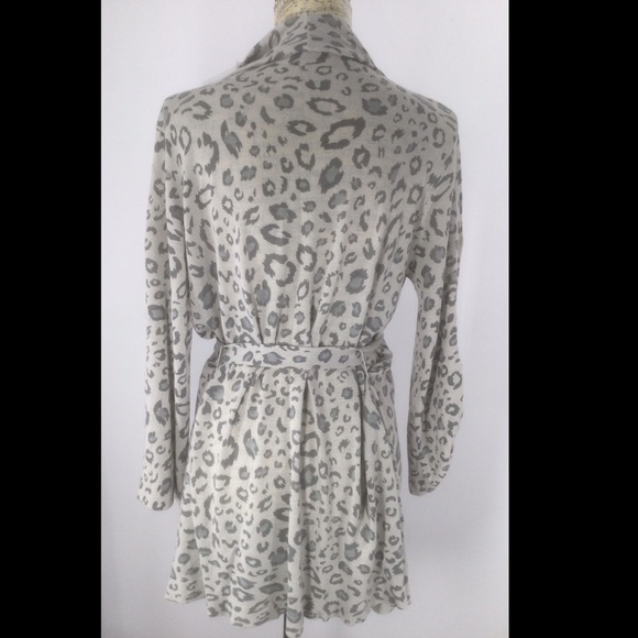 AVA Large Gray Leopard Print Draped Cardigan - Picture 2 of 6